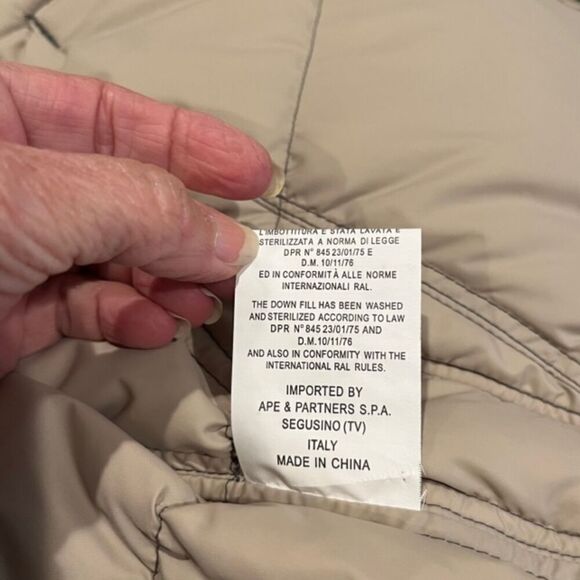 Parajumpers Rare Italian Import Down Vest Hooded Zip Patches Women's Size Small - Picture 14 of 16